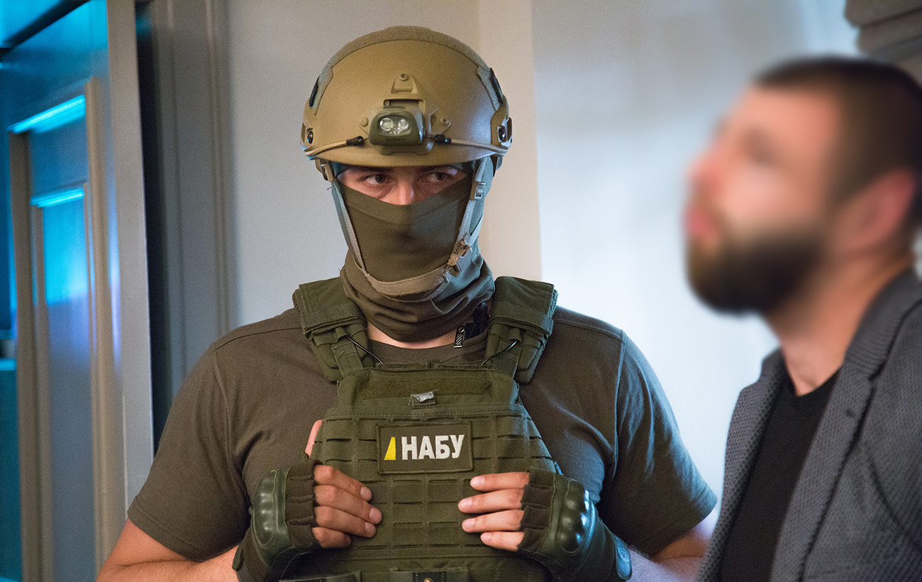 "Ренессанс" борьбы с коррупцией. Как на Банковой совпали интересы с НАБУ и САП